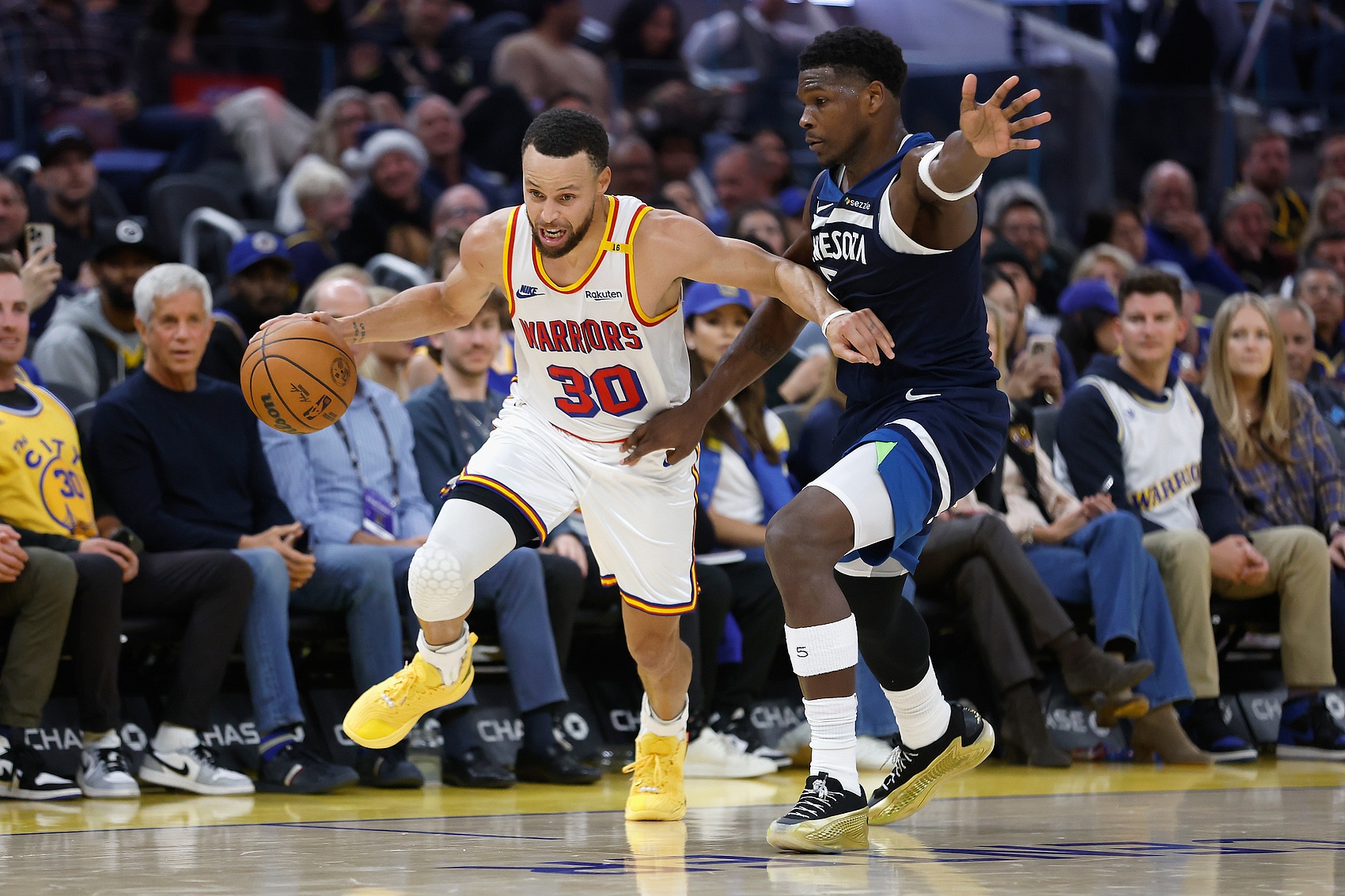 炸金花小游戏网页版-库里的完美谢幕也许不是第五冠!像科比&司机一样淡出也是他所爱